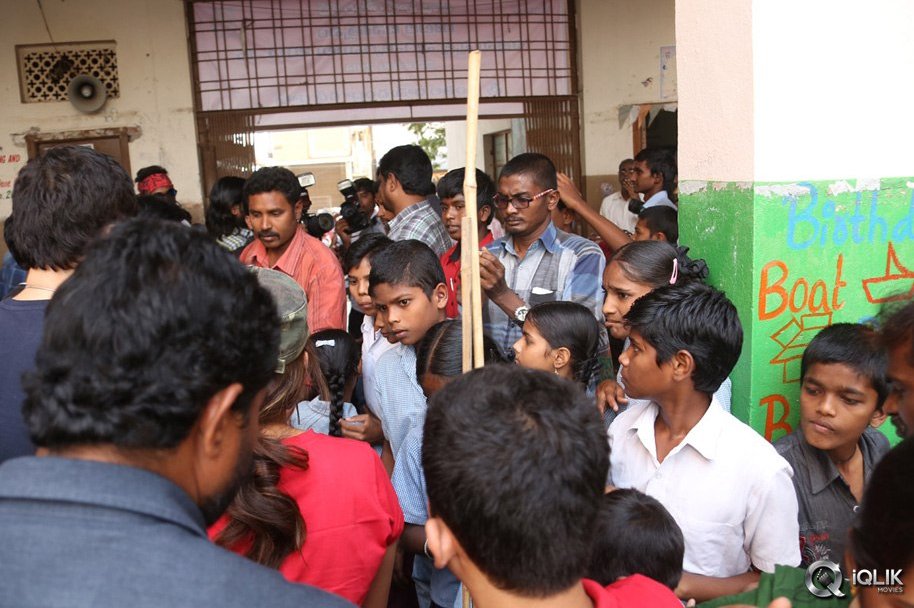 Lakshmi-Manchu-Joins-Swachh-Bharath-Campaign-in-Film-Nagar